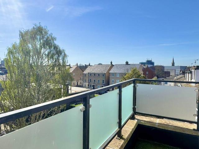 Apartment for rent in Key Street, Suffolk