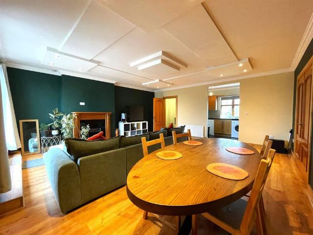 Apartment to rent in Woodbrook, Blanchardstown