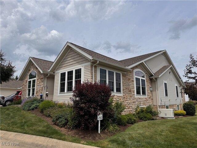 Condo for sale in Dalton