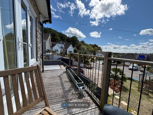 Studio for rent in Fairmile, Christchurch