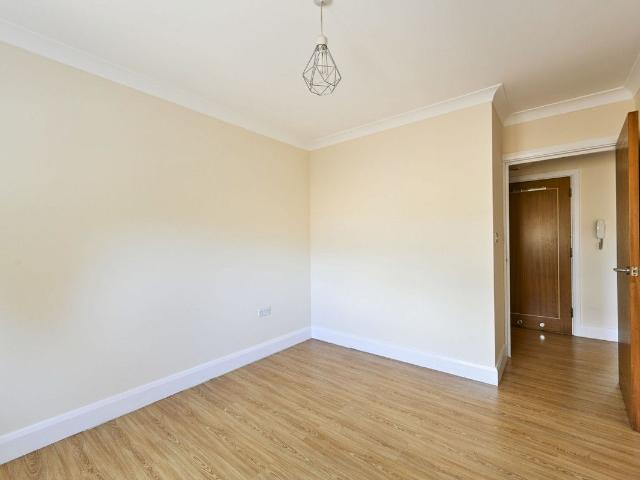Apartment for rent in London Borough of Redbridge, Greater London