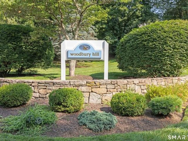 House for sale in Woodbury, Connecticut
