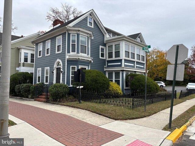 House for sale in Woodbury, New Jersey