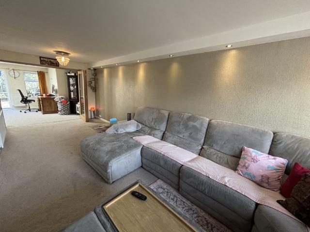 House for rent in Halesowen, West Midlands