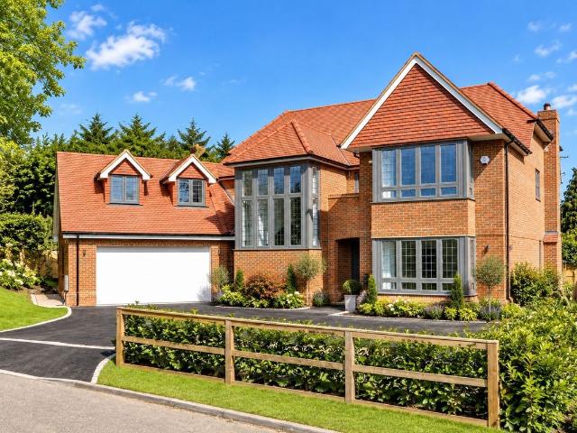 House for rent in Beaconsfield and Chepping Wye Community Board, Knotty Green