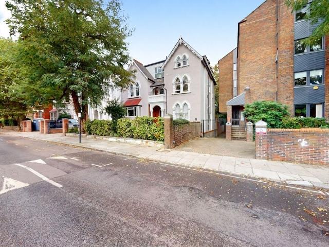 Apartment for rent in South Hampstead, Greater London