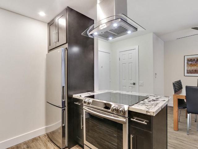 Apartment for rent in Canoga Park, California