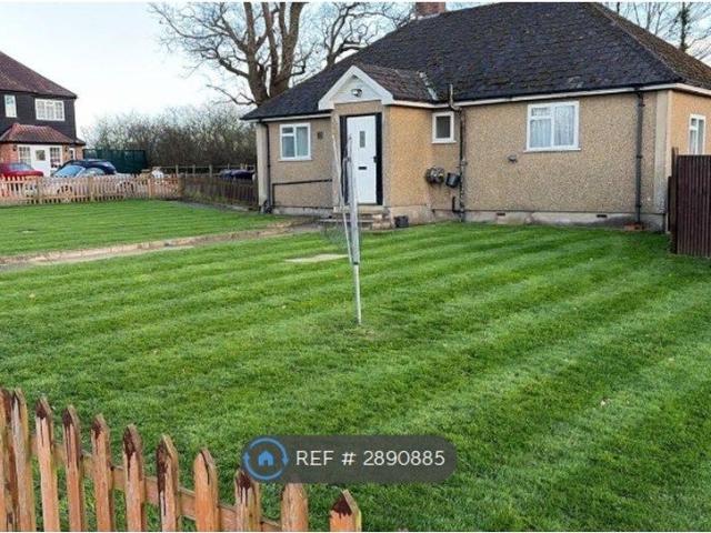 House for rent in Bayford, Colliers End