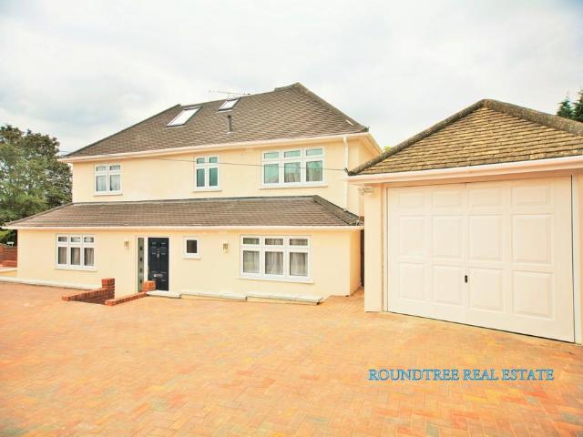 House for rent in Mill Hill, Greater London