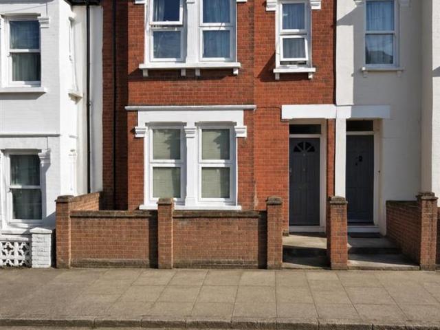 House for rent in West Norwood, Greater London