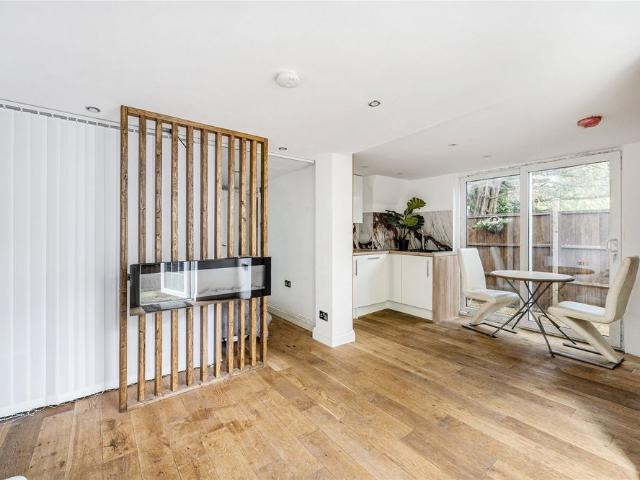 House for rent in Woodcote, Epsom