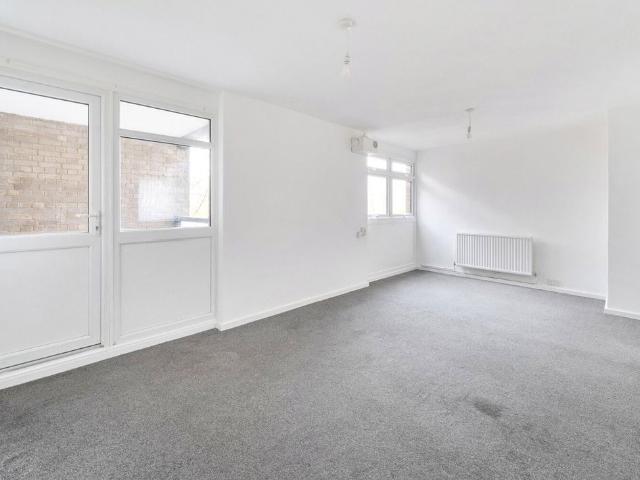 Apartment for rent in Wallington, Greater London