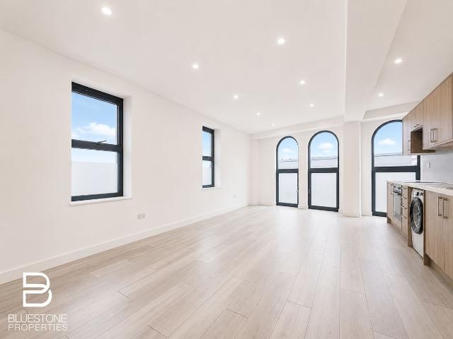 Studio for rent in Wallington, Greater London