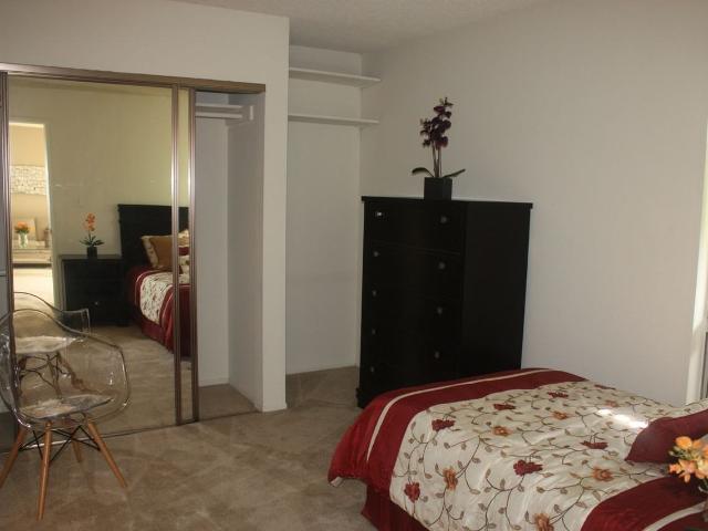 Apartment for rent in Downey, California