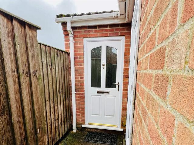 Apartment for rent in Woodditton, Barway