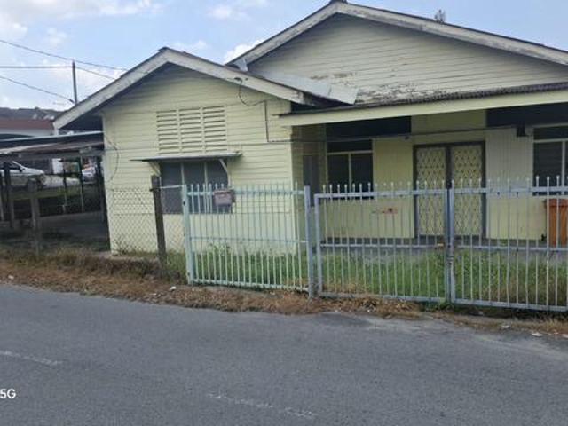 Bungalow for sale in Kajang, Langat