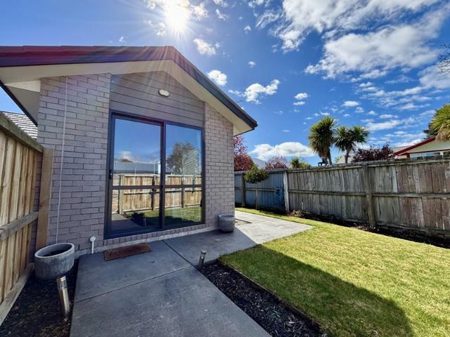 Apartment for rent in Woodend, Canterbury