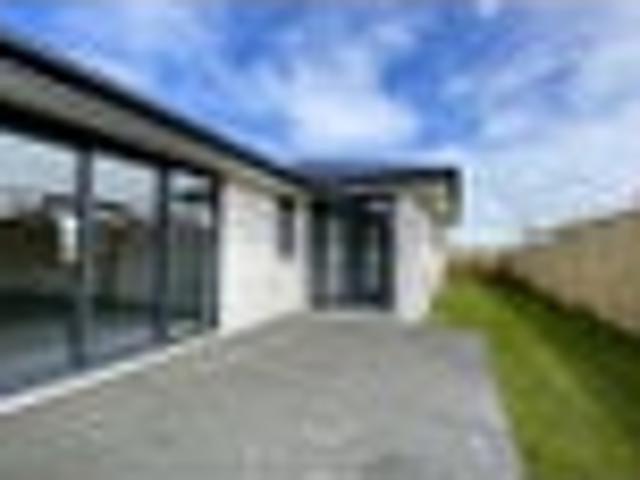 House for rent in Ravenswood, Woodend