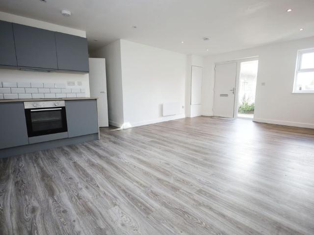 Apartment for rent in Talbot Village, Bournemouth