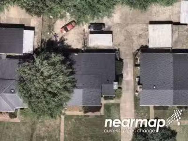 House for sale in Farmington