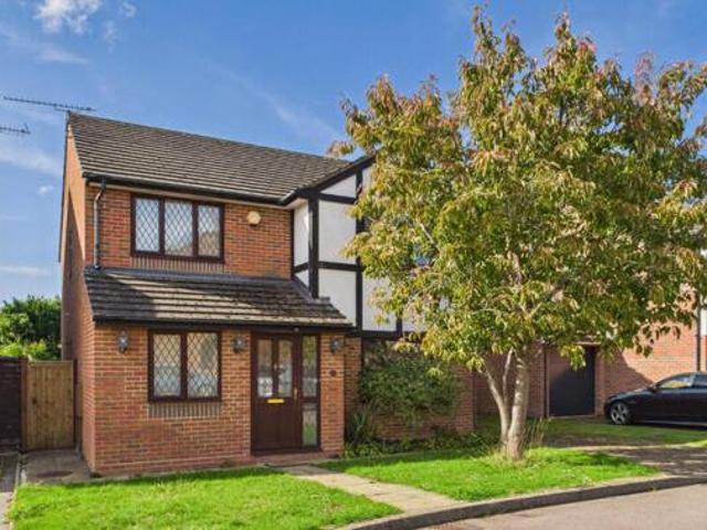 House for sale in Pouchen End, Hertfordshire