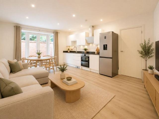 Apartment for rent in Pachesham Park, Surrey