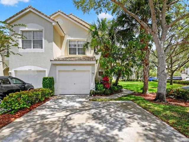 House for sale in Greenacres