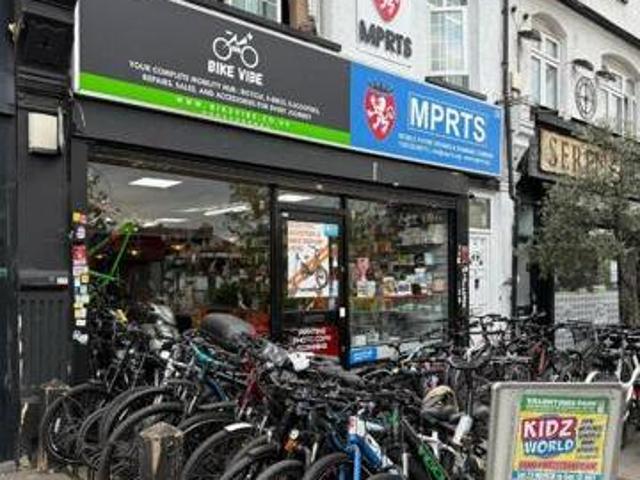 House for rent in Lyons, Greater London