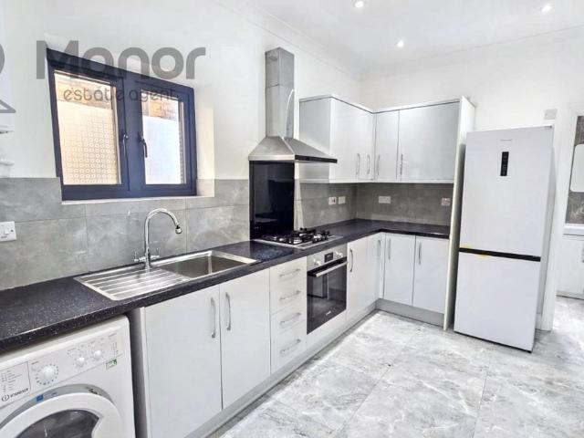 Apartment for rent in Gants Hill, Greater London