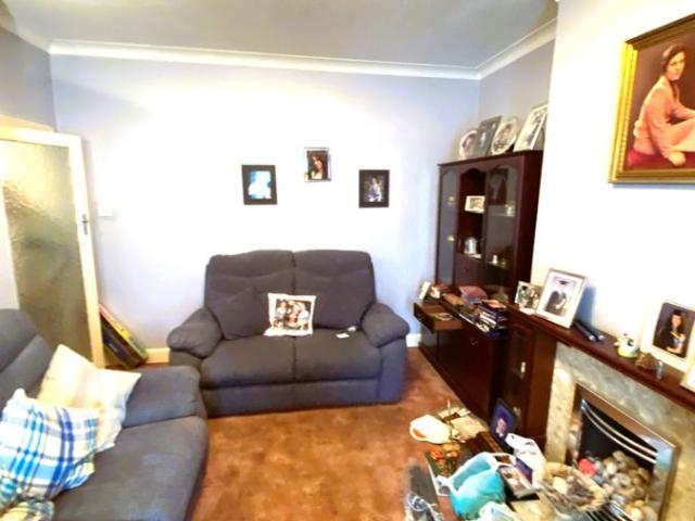 Apartment for rent in Clayhall, Greater London
