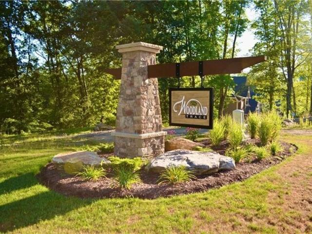 Land for sale in Evans City