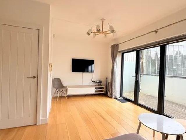 House for rent in Woodford Wells, Greater London