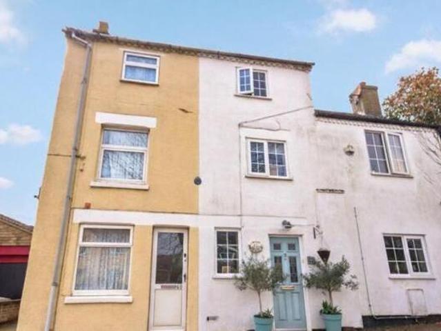 House for sale in Leisure Village, Kettering