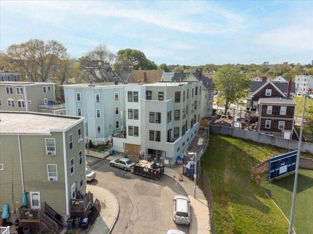 Condo for sale in Boston, Roxbury