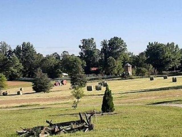 Land for sale in Woodford Land for sale in Woodford