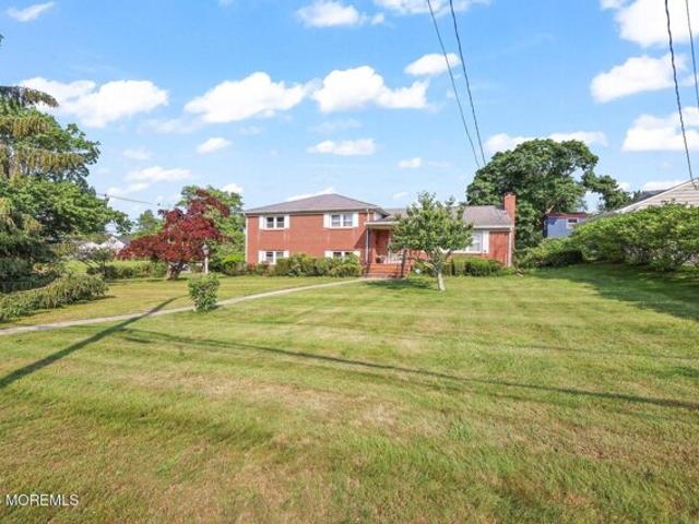 House for sale in Long Branch