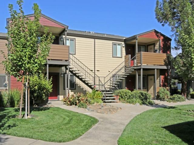 Apartment for rent in Carmichael, California