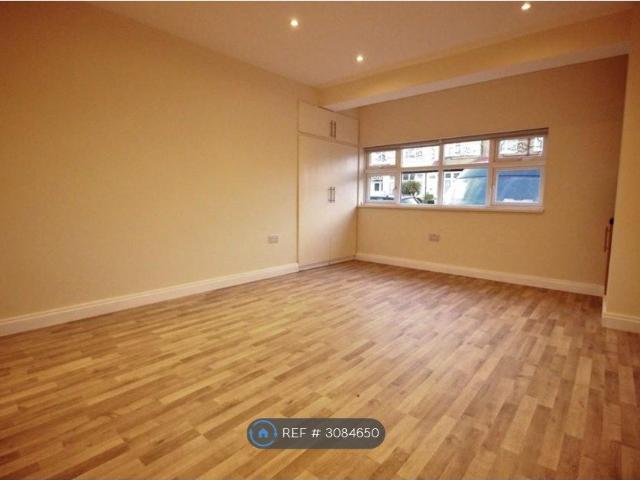 Studio for rent in London Borough of Enfield, Greater London