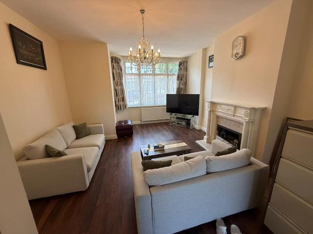 Studio for rent in North Finchley, Greater London