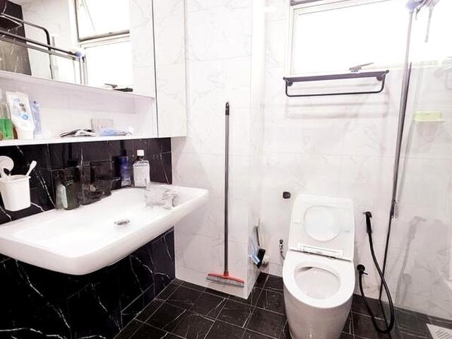 Condominium for sale in Woodlands