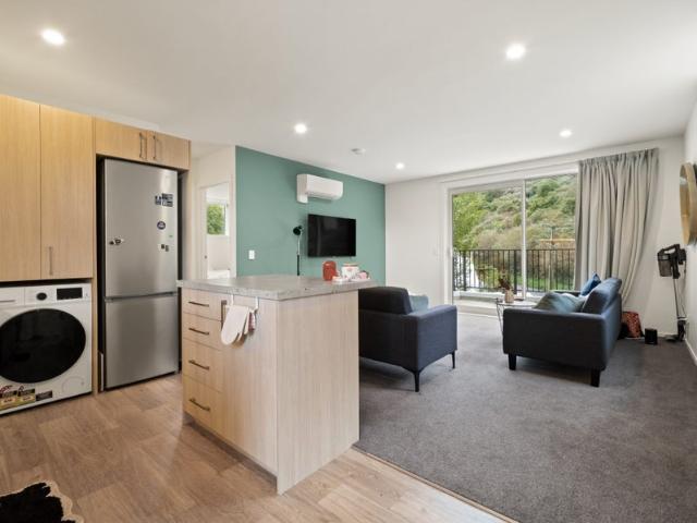 Apartment for rent in Otakou