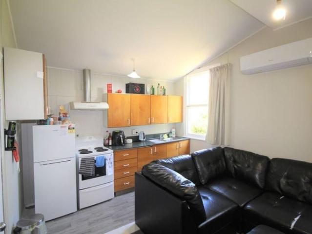 House for rent in Otakou