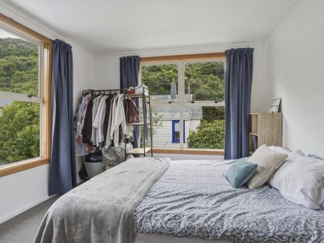 House for rent in Otakou