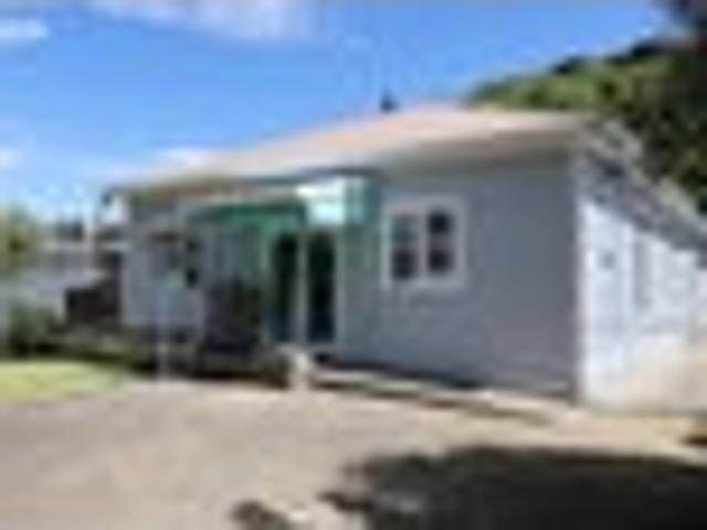 House for rent in Otakou