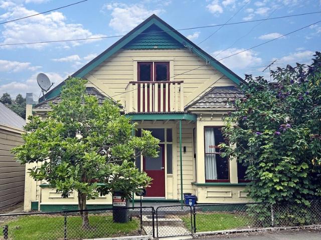 House for rent in Otakou