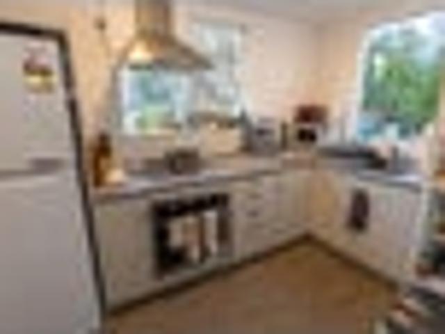 Townhouse for rent in Otakou