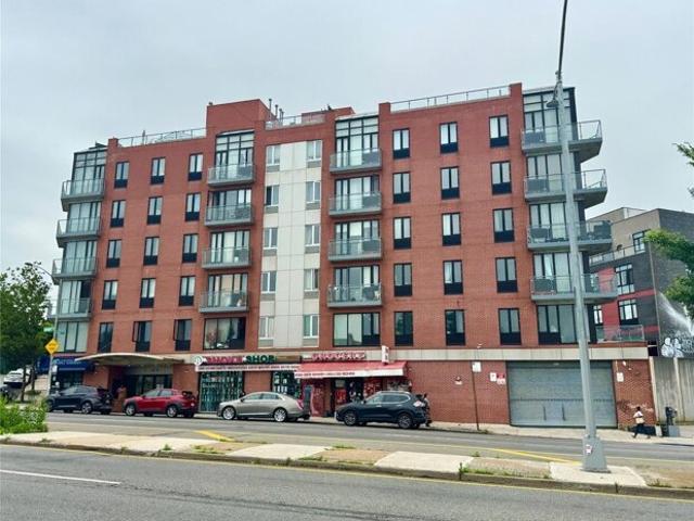 Condo for sale in Elmhurst