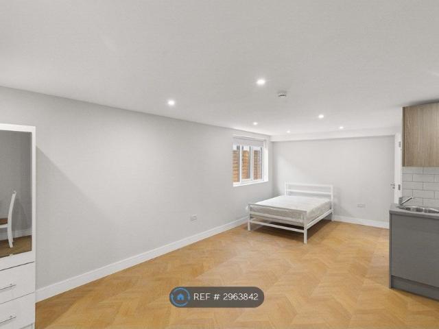 Studio for rent in Pooley Green, Row Town