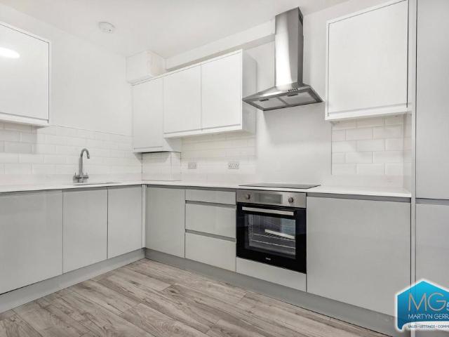 Apartment for rent in London Borough of Barnet, Greater London