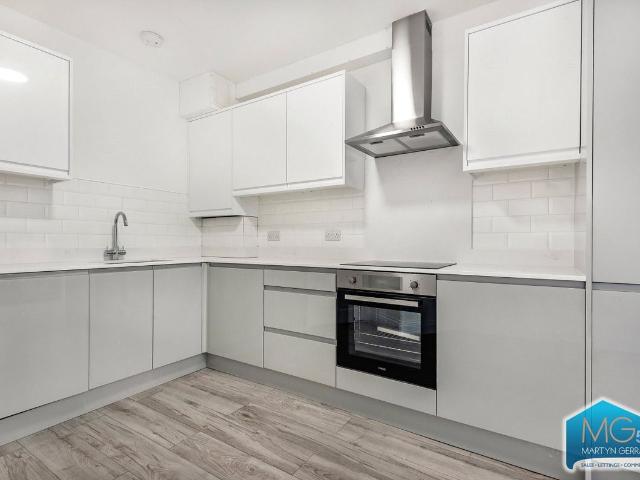 House for rent in London Borough of Barnet, Greater London